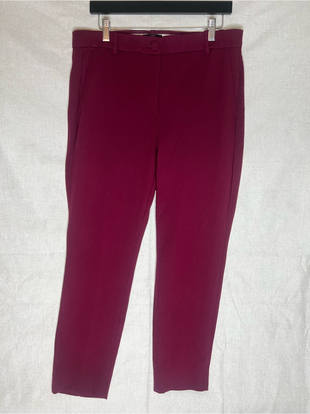 EUC J.Crew 365 High-Rise Cameron Pants in a gorgeous deep burgundy/wine color.
